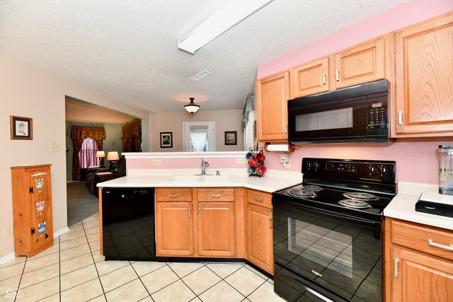 5508 Front Point Court, Indianapolis, IN 46237