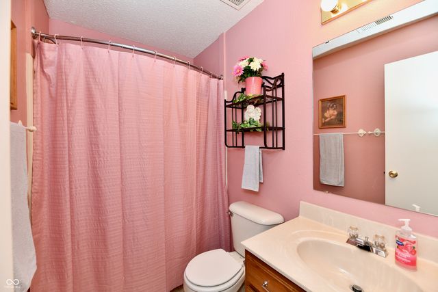 5508 Front Point Court, Indianapolis, IN 46237