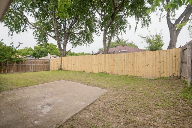 6952 Sammy, Dallas, TX 75237