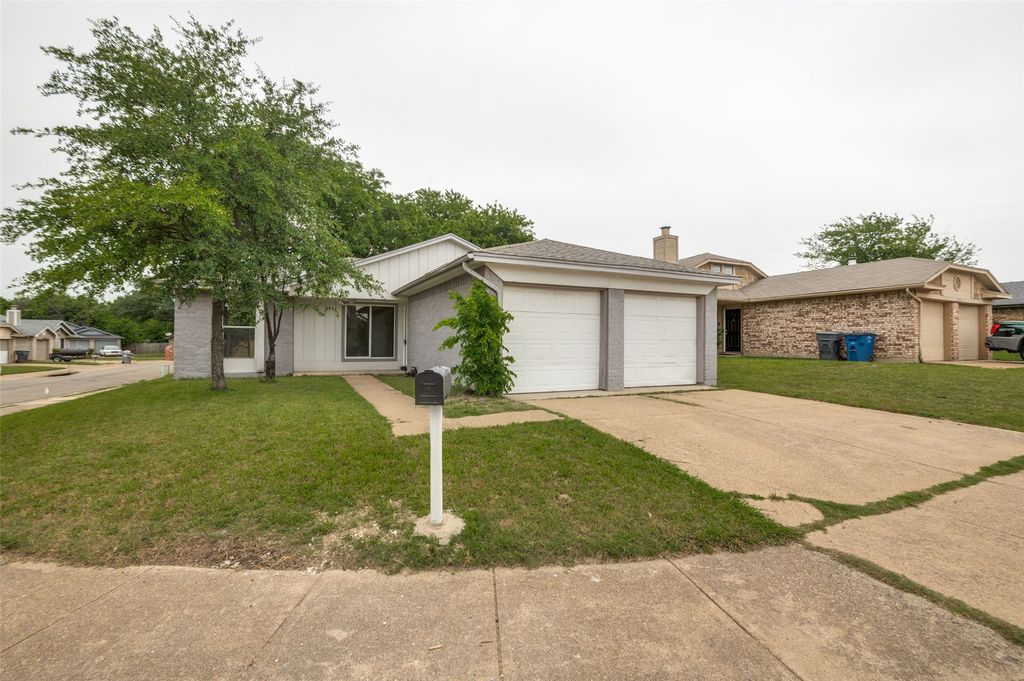 6952 Sammy, Dallas, TX 75237