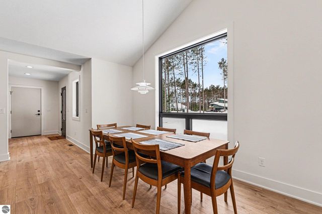 1702 Cascade Trail, Traverse City, MI 49685