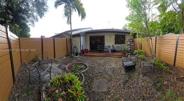 10908 SW 72nd St 215, Miami, FL 33173