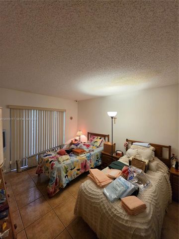 10908 SW 72nd St 215, Miami, FL 33173