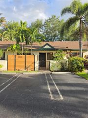 10908 SW 72nd St 215, Miami, FL 33173