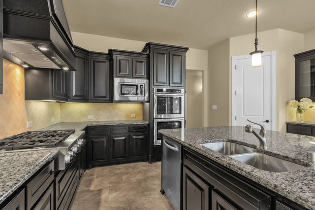 1070 Kenilworth Street, Allen, TX 75013