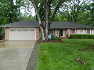 3202 SW 33rd Ct, Topeka, KS 66614
