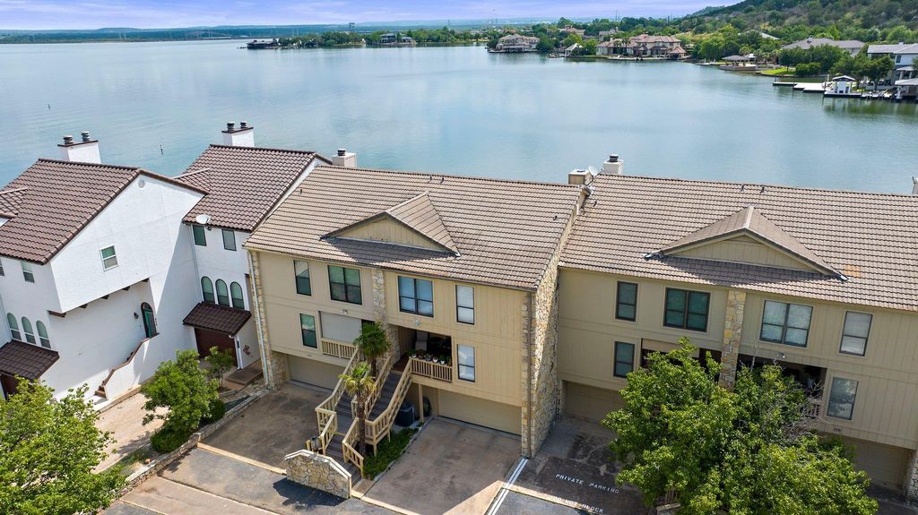 403 Horseshoe Bay N BLVD, Horseshoe Bay, TX 78657