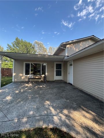 121 Bethesda Circle, Elyria, OH 44035