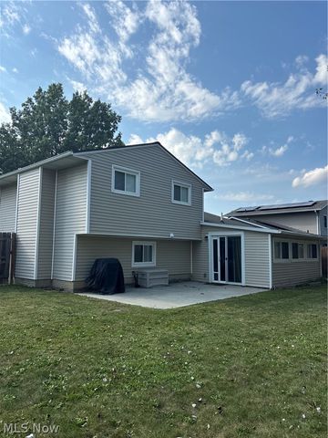 121 Bethesda Circle, Elyria, OH 44035