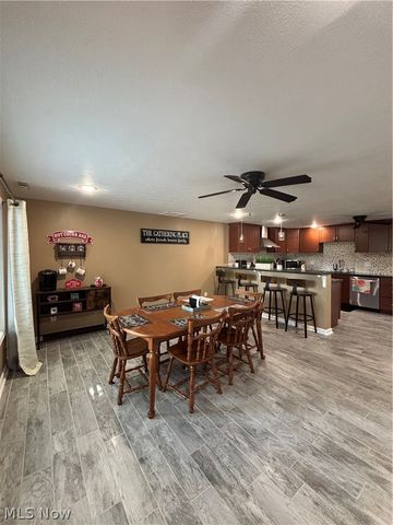 121 Bethesda Circle, Elyria, OH 44035