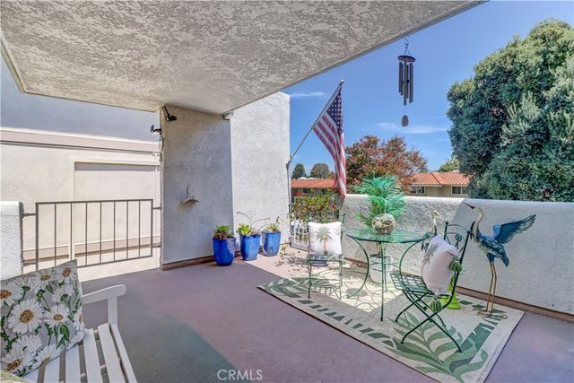 2213 Via Mariposa East A, Laguna Woods, CA 92637