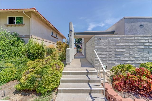 2213 Via Mariposa East A, Laguna Woods, CA 92637