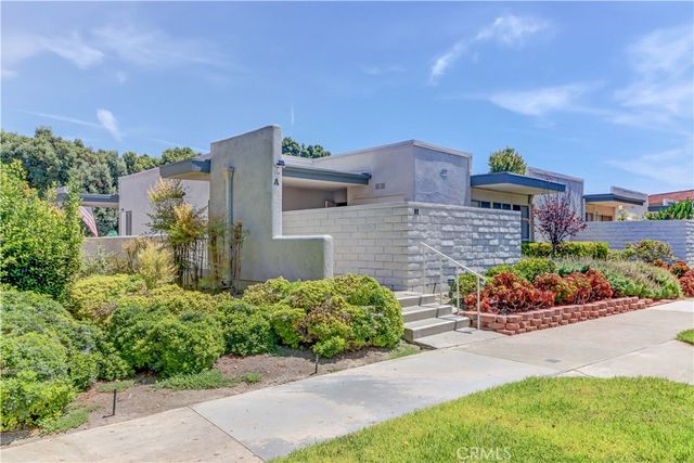 2213 Via Mariposa East A, Laguna Woods, CA 92637