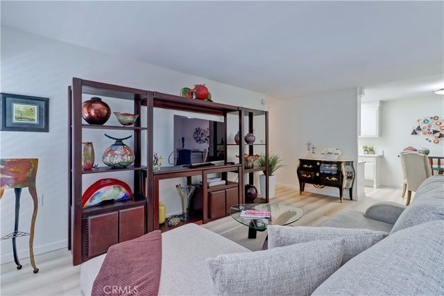 2213 Via Mariposa East A, Laguna Woods, CA 92637