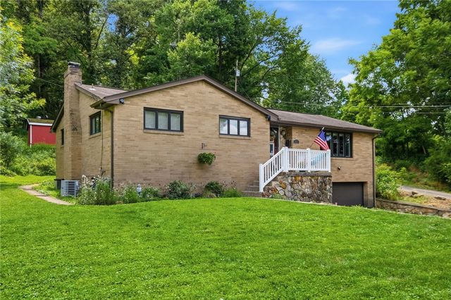 402 Glenrock Dr, Bethel Park, PA 15102