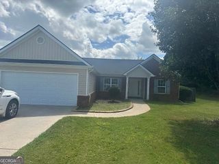 1431 Solomon Drive, Winder, GA 30680