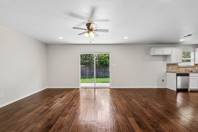 3017 N Hickory Street, Sherman, TX 75092
