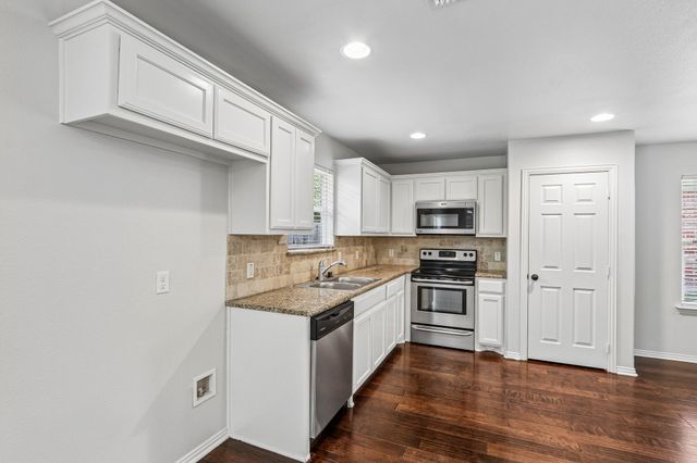 3017 N Hickory Street, Sherman, TX 75092