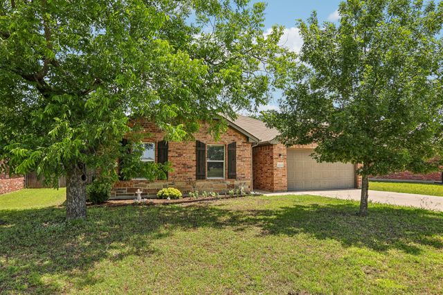 3017 N Hickory Street, Sherman, TX 75092