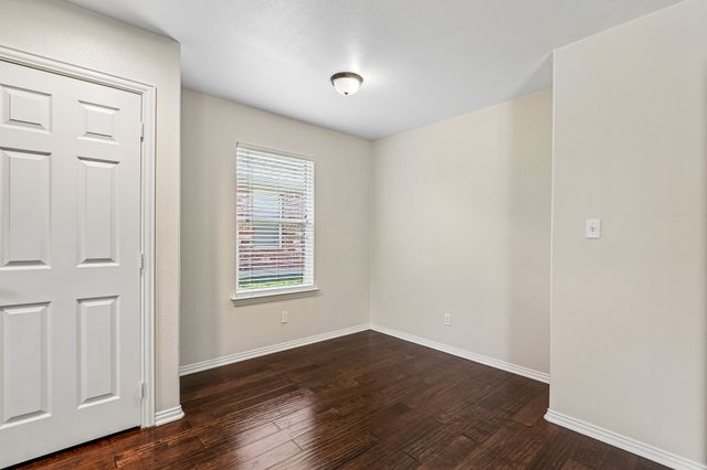 3017 N Hickory Street, Sherman, TX 75092