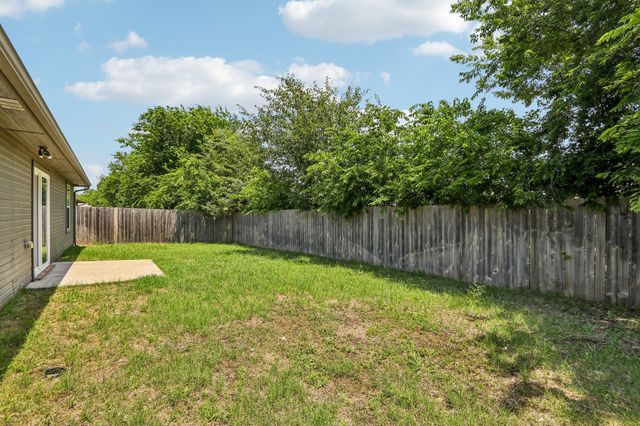 3017 N Hickory Street, Sherman, TX 75092