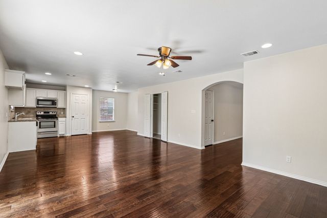 3017 N Hickory Street, Sherman, TX 75092