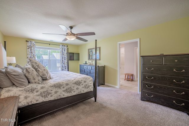 1029 Tara Court, Blountville, TN 37617