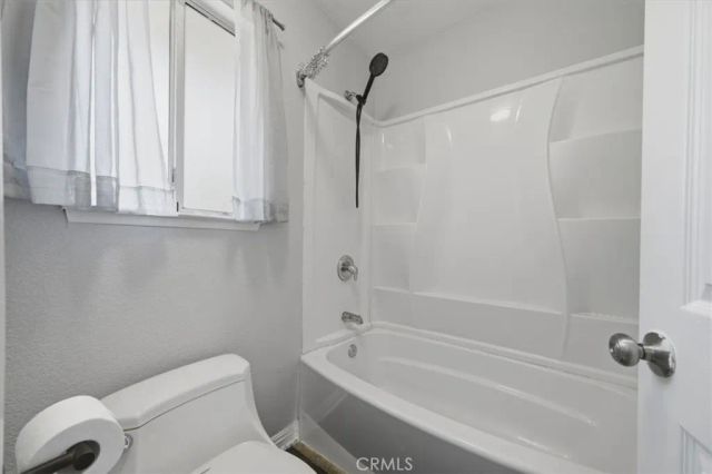16523 Mackennas Gold Avenue, Lake Los Angeles, CA 93591