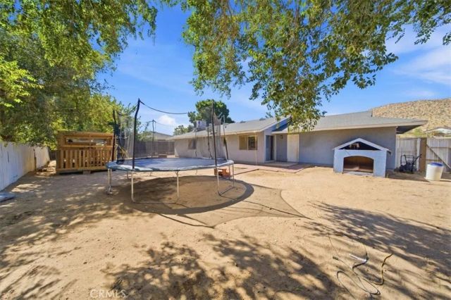 16523 Mackennas Gold Avenue, Lake Los Angeles, CA 93591