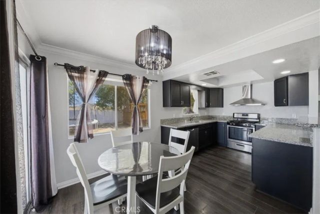 16523 Mackennas Gold Avenue, Lake Los Angeles, CA 93591