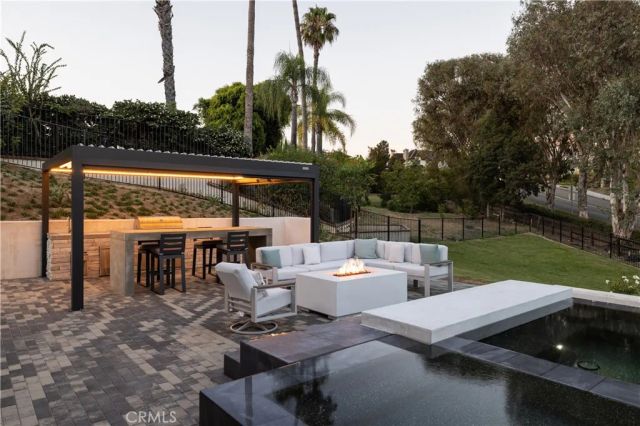 26432 Broken Bit, Laguna Hills, CA 92653