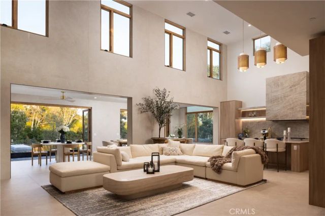 26432 Broken Bit, Laguna Hills, CA 92653