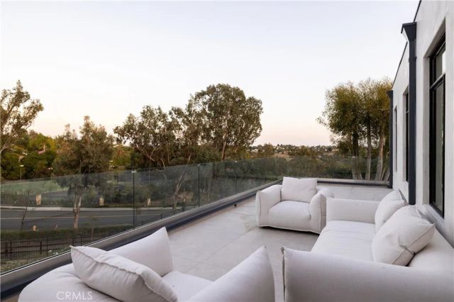 26432 Broken Bit, Laguna Hills, CA 92653