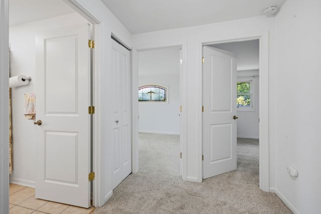 1624 W Weathersfield Way, Schaumburg, IL 60193