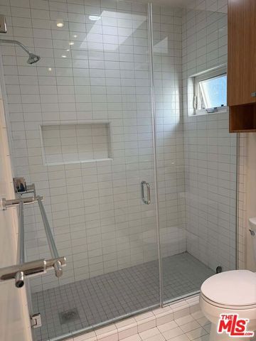 832 N Las Palmas Avenue, Los Angeles, CA 90038