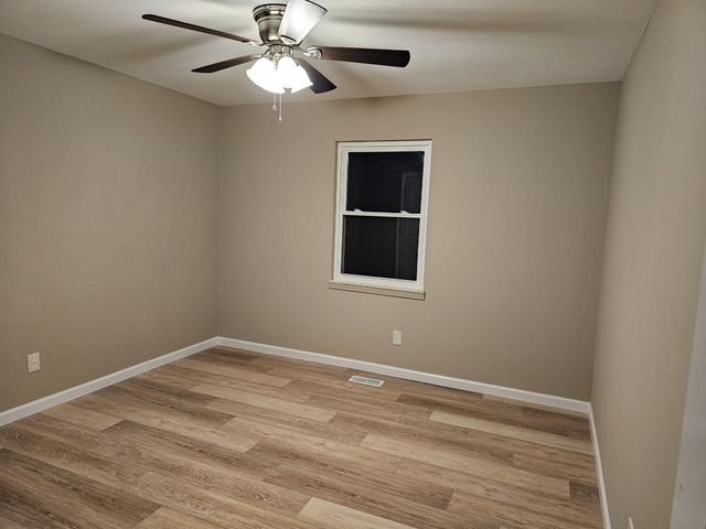 1724 Euchee Chapel Road, Spring City, TN 37381
