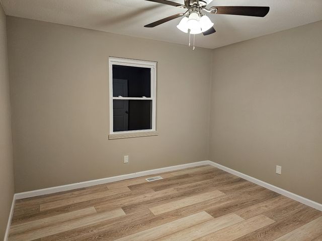 1724 Euchee Chapel Road, Spring City, TN 37381