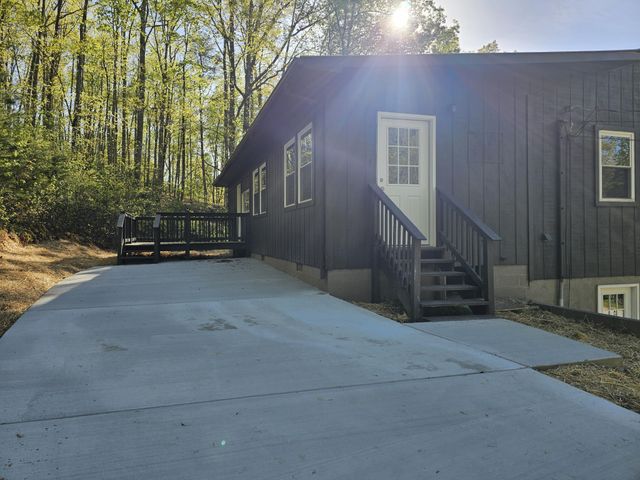 1724 Euchee Chapel Road, Spring City, TN 37381