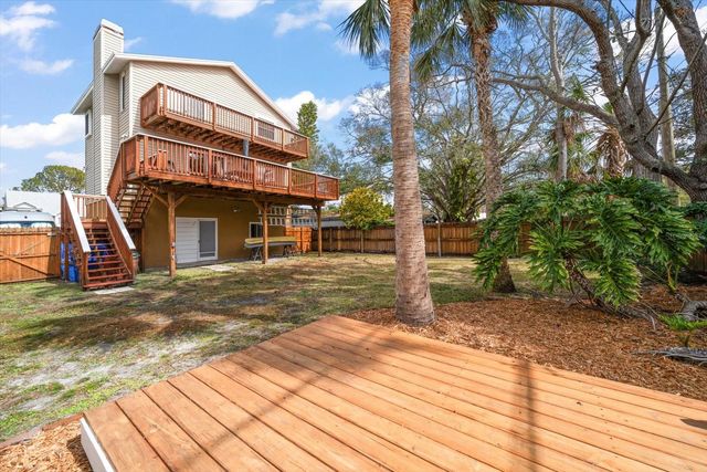 856 WISCONSIN AVENUE, Palm Harbor, FL 34683