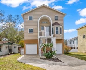 856 WISCONSIN AVENUE, Palm Harbor, FL 34683