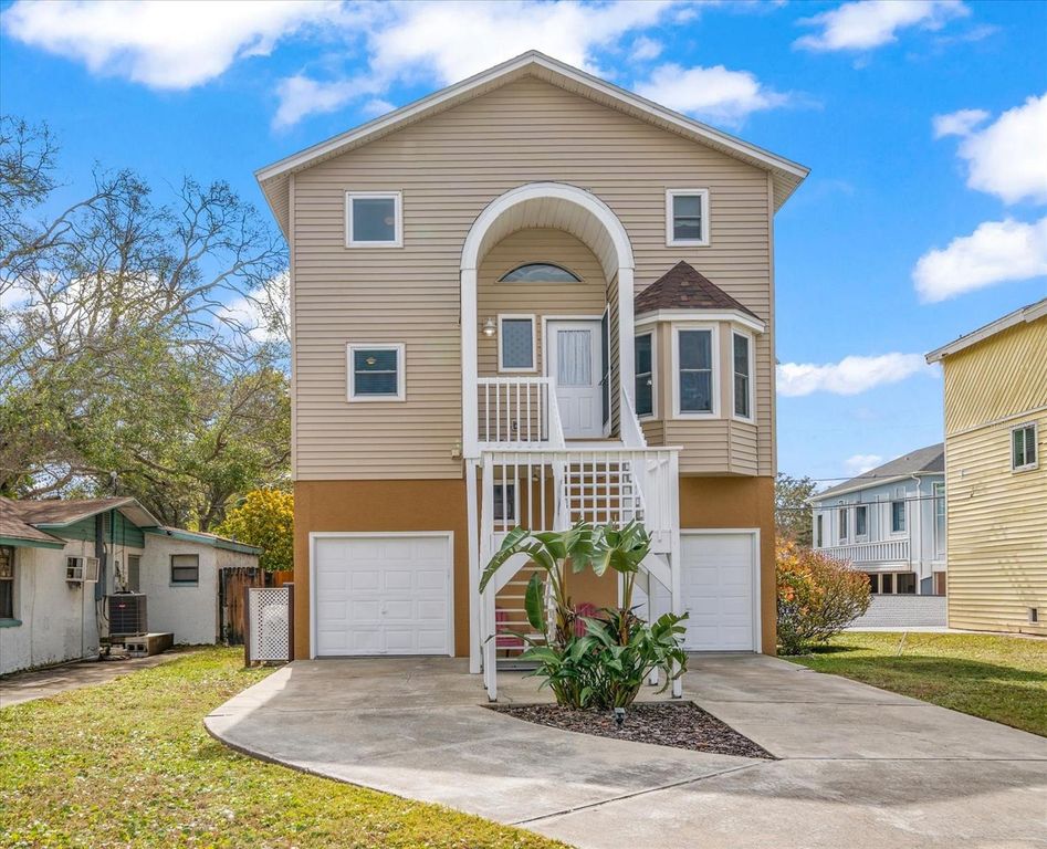 856 WISCONSIN AVENUE, Palm Harbor, FL 34683