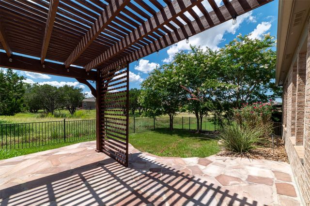 902 Dome Peak LN, Georgetown, TX 78633