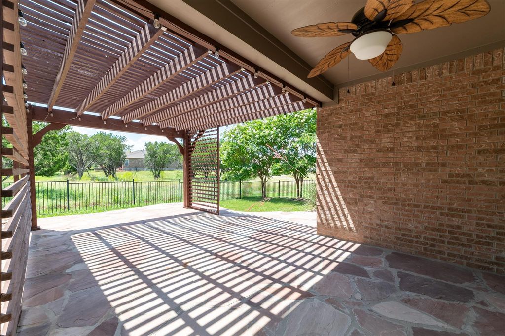 902 Dome Peak LN, Georgetown, TX 78633