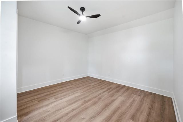 9790 Peninsula Drive, Gainesville, GA 30506