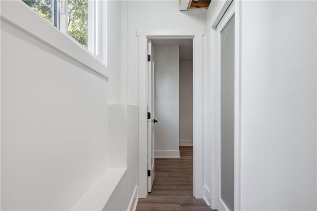 9790 Peninsula Drive, Gainesville, GA 30506
