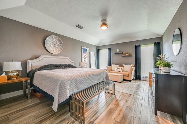 1224 Old Oak Drive, Cedar Hill, TX 75104