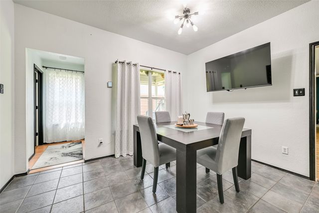 1224 Old Oak Drive, Cedar Hill, TX 75104