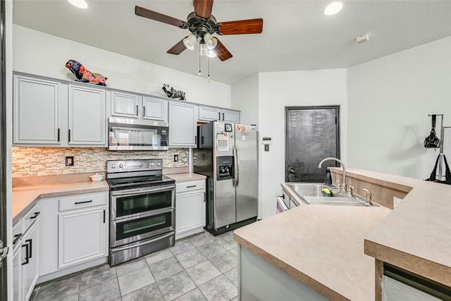 1224 Old Oak Drive, Cedar Hill, TX 75104