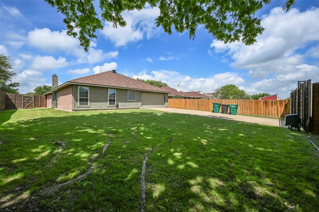 1224 Old Oak Drive, Cedar Hill, TX 75104