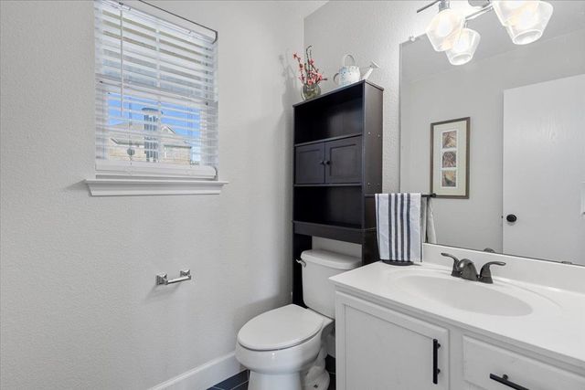 100 N Prairie LN, Georgetown, TX 78633